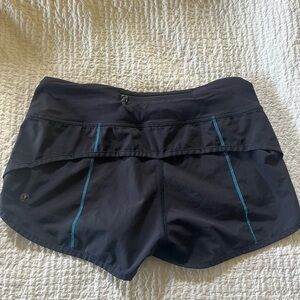 LULULEMON Speed Up Shorts 2 in